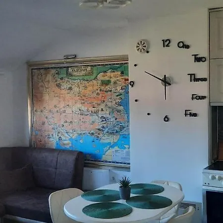 Apartamento цветове 4 души Dobrinishte